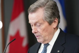 Bê bối ngoại tình với cấp dưới, Thị trưởng Toronto từ chức