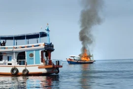 Nữ du khách Anh mất tích trong vụ cháy tàu du lịch ngoài khơi Thái Lan