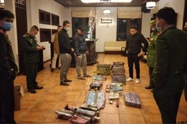 [Tin nhanh tối 10-1-2021] Phạt hành chính người bắn pháo hoa không phép trong khu nghỉ dưỡng