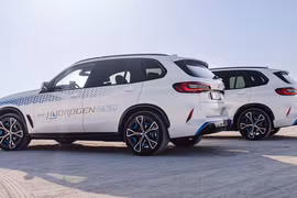 Toyota và BMW tăng cường hợp tác về xe chạy pin nhiên liệu