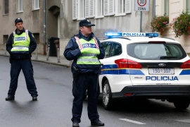 Croatia: Vác súng sang nhà hàng xóm bắn chết người 