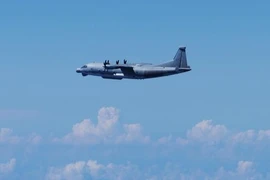 Trung Quốc giải thích vụ máy bay quân sự xâm nhập không phận Nhật Bản 