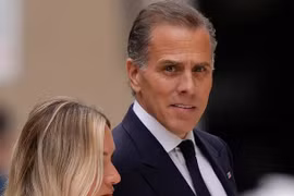 Tổng thống Mỹ Joe Biden ký lệnh ân xá cho con trai