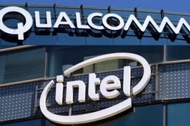 Rộ tin gã khổng lồ ngành chip Qualcomm muốn mua lại đối thủ Intel