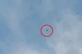 Khoảnh khắc máy bay huấn luyện Bulgaria lao xuống đất, phát nổ thành quả cầu lửa