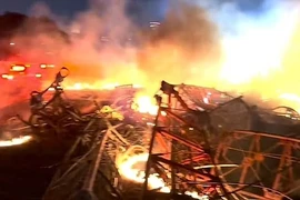 Mỹ: Trực thăng đâm sập tháp phát thanh, nhiều người thiệt mạng