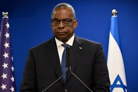 Bộ trưởng Quốc phòng Mỹ ra lệnh tấn công Houthi từ giường bệnh