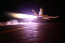 Mỹ-Anh ra đòn tấn công mới vào lực lượng Houthi ở Yemen