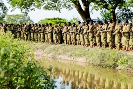 El Salvador triển khai hàng nghìn nhân viên an ninh vây bắt những kẻ sát hại sĩ quan cảnh sát