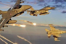 Israel không kích các mục tiêu Iran gần căn cứ Nga ở Syria