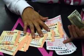 Giải độc đắc xổ số Powerball tăng lên mức kỷ lục 1,9 tỷ USD
