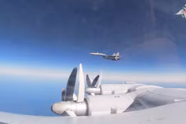 Hai oanh tạc cơ chiến lược Tu-95 Nga tuần tra trên vùng biển gần Nhật Bản