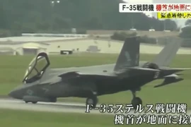 Tiêm kích tàng hình F-35B của Mỹ chúi mũi xuống đất