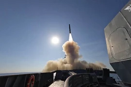 Xem tàu chiến Nga phóng tên lửa siêu vượt âm trong cuộc tập trận ở Địa Trung Hải