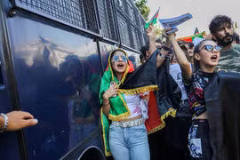 [ẢNH] Biểu tình khắp thế giới phản đối Taliban tiếp quản Afghanistan 