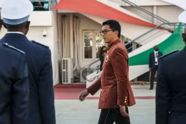 Tổng thống Madagascar lần đầu lên tiếng sau khi rời khỏi đất nước