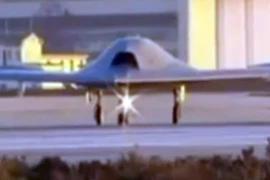 Trung Quốc thử nghiệm thành công máy bay không người lái tàng hình