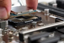 Nhật Bản cân nhắc xếp linh kiện điện tử tiên tiến vào danh sách ‘sản phẩm quan trọng’