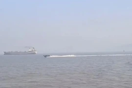 Ấn Độ: Tàu hải quân va chạm với phà chở khách, ít nhất 13 người thiệt mạng