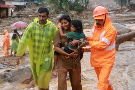 Lở đất kinh hoàng tại Ấn Độ khiến ít nhất 93 người thiệt mạng