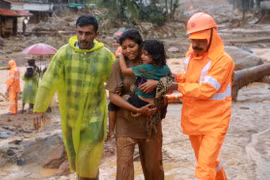 Lở đất kinh hoàng tại Ấn Độ khiến ít nhất 93 người thiệt mạng