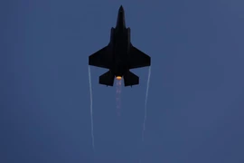 Israel tấn công tên lửa vào Thủ đô Damascus của Syria