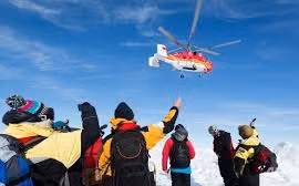 Giải cứu 52 nạn nhân mắc kẹt tại Nam cực