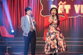 Lê Khánh bảnh bao với hình tượng "chuẩn men"