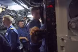 Chỉ huy tàu ngầm (7): Bản lĩnh và ý chí thép để vượt qua áp lực 