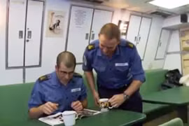 Chỉ huy tàu ngầm (5): Chiêu đơn giản giúp kiểm soát thời gian bằng thực đơn