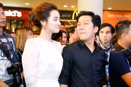 Trường Giang - Nhã Phương tay trong tay ra mắt phim "Taxi, em tên gì?"