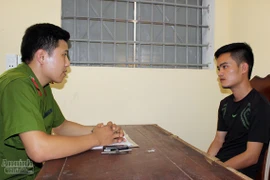 Tên trộm bị bắt vì... không khởi động được xe máy