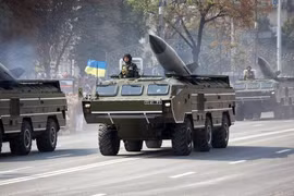 Ukraine lần đầu sử dụng tên lửa hành trình tấn công quân ly khai