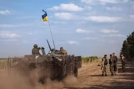 Lính Nga “vô tình” xuyên qua biên giới Ukraine?