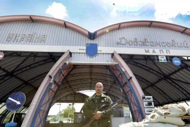 Chính quyền Ukraine cam kết sẽ điều tra vụ nổ súng gần biên giới Nga