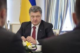 Tổng thống Poroshenko: Ukraine sẽ không “bán” Crimea