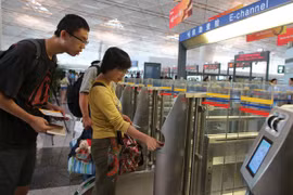 Trung Quốc thắt chặt nhập cư tại Bắc Kinh