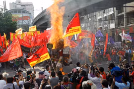 Biểu tình trên khắp thế giới trong ngày Quốc tế Lao động