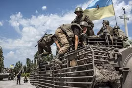 Giao tranh quân sự tại miền Đông Ukraine gây hoạ cho dân thường