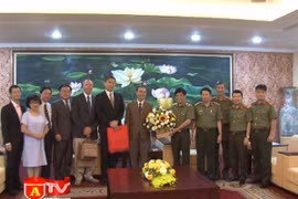 Hội thánh Tin lành Hà Nội chúc mừng ngày truyền thống CAND