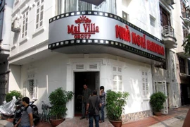 Bắt quả tang mại dâm ở khách sạn Mai Villa