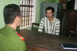 Bắt đối tượng mang 2 quyết định truy nã