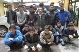 Bắt quả tang 22 đối tượng đánh bạc