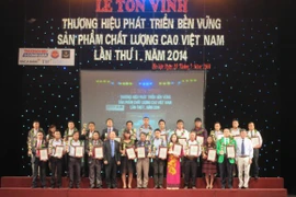  Tôn vinh 10 thương hiệu bền vững Việt Nam 2014