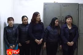 CAQ Hoàn Kiếm bắt nhóm đối tượng cò mồi bệnh viện