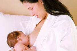 Trẻ thấp còi vì... quảng cáo