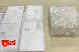 Từ 2 kẻ nghi vấn đi xe máy, hốt trọn ổ mua bán "cái chết trắng"