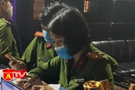 Phạt 30 triệu đồng quán bar trong phố cổ hoạt động quá giờ