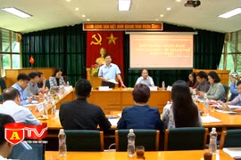 Đấu tranh, phản bác các quan điểm sai trái, xuyên tạc phá hoại cuộc bầu cử