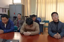 Đi học nước ngoài về, dùng thẻ tín dụng "chùa" chiếm đoạt tài sản